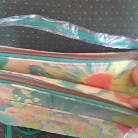 Handbag - Picture 2 of 2